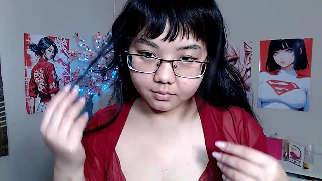 Snapshot of Moertomlly chatting on September 2025 04:14:02 AM Moertomlly online show from September 2025 04:14:02 AM