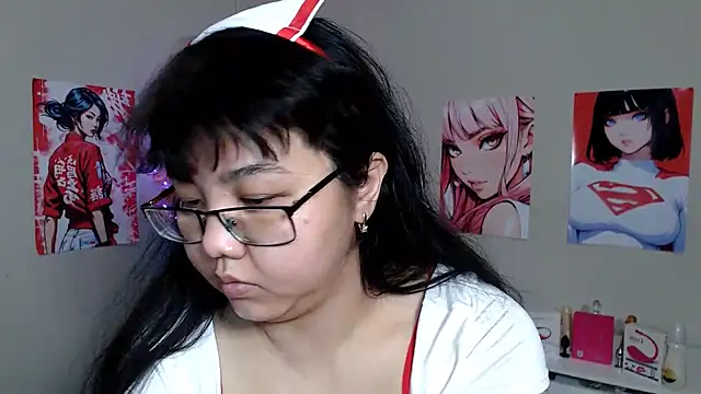 Snapshot of Moertomlly chatting on October 2025 04:27:01 AM Moertomlly online show from October 2025 04:27:01 AM