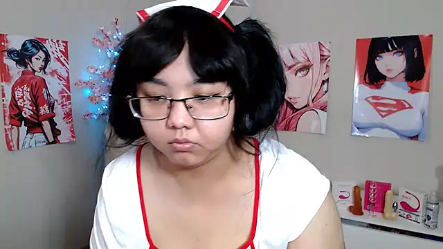 Snapshot of Moertomlly chatting on November 2025 04:23:01 AM Moertomlly online show from November 2025 04:23:01 AM