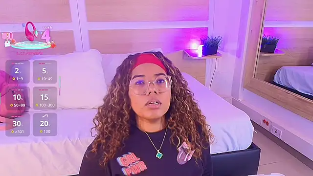  nickypurple  online show from November 2025 07:14:02 PM