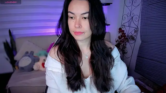 Snapshot of Lunlunera chatting on June 2026 04:09:01 AM Lunlunera online show from June 2026 04:09:01 AM