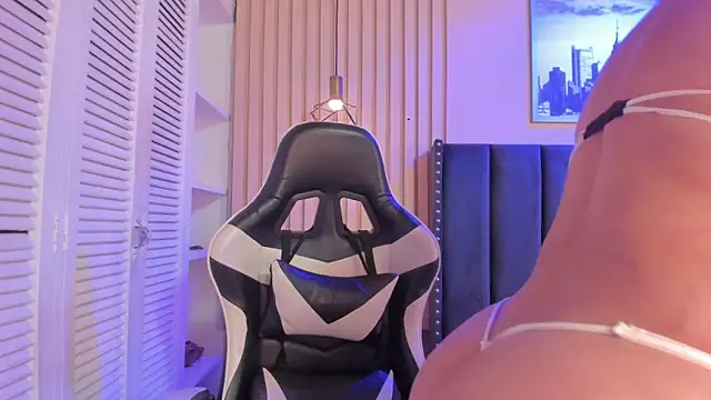 ashlye miller  online show from April 2026 04:02:02 AM