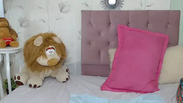 mature martina online show from February 2025 12:48:01 AM