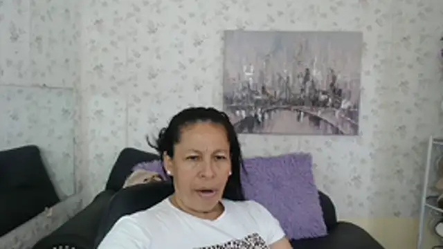 Snapshot of mature_martina chatting on June 2026 08:47:01 PM mature martina online show from June 2026 08:47:01 PM