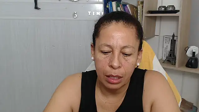 Snapshot of mature_martina chatting on July 2026 05:35:02 AM mature martina online show from July 2026 05:35:02 AM