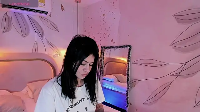 JESYSOZ23  online show from January 2025 03:45:01 AM