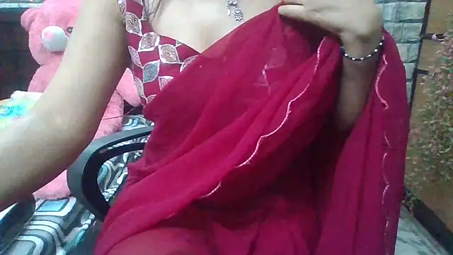 Snapshot of Sexy_iknoor chatting on February 2025 04:25:01 AM Sexy iknoor online show from February 2025 04:25:01 AM