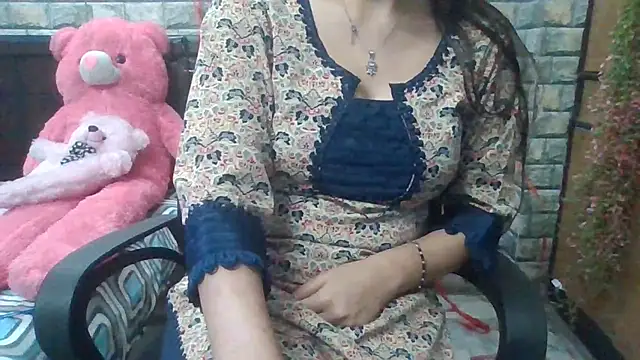 Snapshot of Sexy_iknoor chatting on March 2025 04:46:01 AM Sexy iknoor online show from March 2025 04:46:01 AM