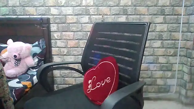 Snapshot of Sexy_iknoor chatting on November 2025 04:40:02 AM Sexy iknoor online show from November 2025 04:40:02 AM