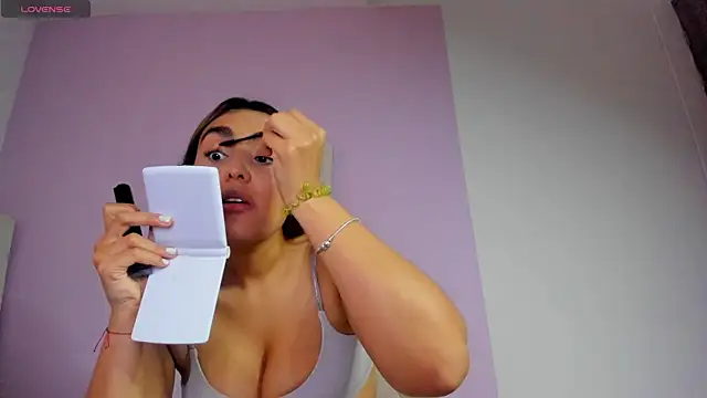 Snapshot of Mhia_palmer chatting on January 2026 12:21:01 PM Mhia palmer online show from January 2026 12:21:01 PM