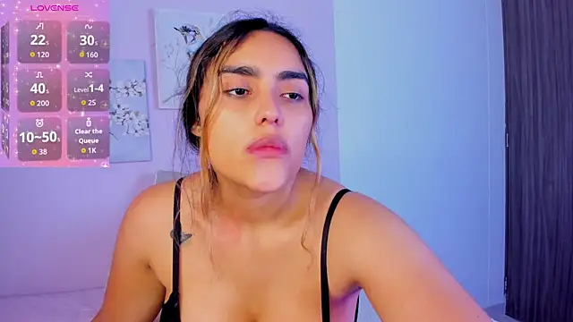 Snapshot of Mhia_palmer chatting on April 2026 01:41:01 PM Mhia palmer online show from April 2026 01:41:01 PM