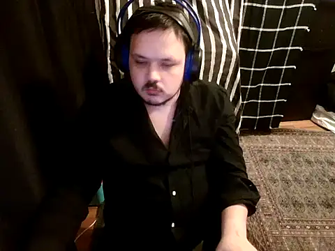 Snapshot of Bebemickey75 chatting on March 2025 02:09:02 AM Bebemickey75 online show from March 2025 02:09:02 AM