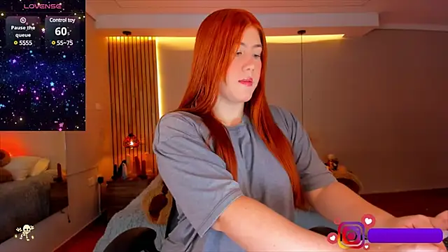 Snapshot of AbbieEdmond chatting on December 2024 04:34:02 AM AbbieEdmond online show from December 2024 04:34:02 AM