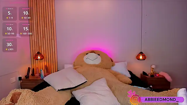 Snapshot of AbbieEdmond chatting on February 2025 07:12:02 AM AbbieEdmond online show from February 2025 07:12:02 AM