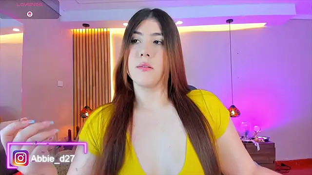 Snapshot of AbbieEdmond chatting on September 2025 04:34:02 AM AbbieEdmond online show from September 2025 04:34:02 AM