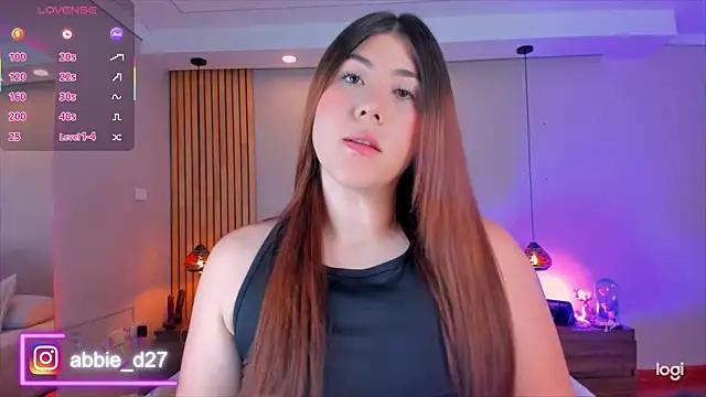 Snapshot of AbbieEdmond chatting on September 2025 04:13:02 AM AbbieEdmond online show from September 2025 04:13:02 AM