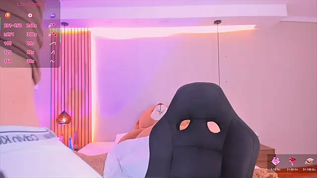 Snapshot of AbbieEdmond chatting on November 2025 04:02:02 AM AbbieEdmond online show from November 2025 04:02:02 AM