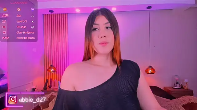 Snapshot of AbbieEdmond chatting on December 2025 04:40:02 AM AbbieEdmond online show from December 2025 04:40:02 AM