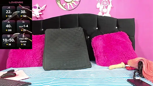 Snapshot of SOLL_RED chatting on February 2025 12:41:02 PM SOLL RED online show from February 2025 12:41:02 PM