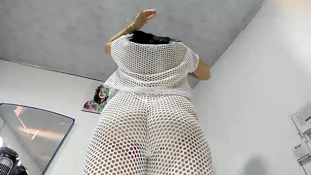 Angelblue  online show from September 2025 12:39:01 PM