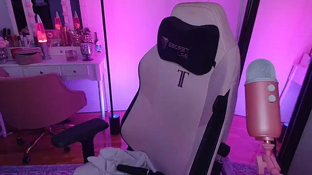 Snapshot of rachelbrooksxx chatting on March 2026 05:49:02 PM rachelbrooksxx online show from March 2026 05:49:02 PM