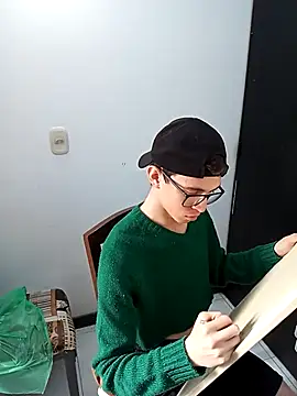 Norehg online show from March 2025 05:28:01 PM