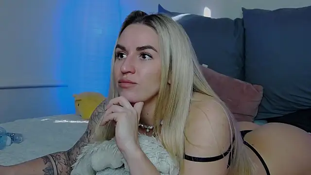 SofiJames online show from February 2025 06:22:02 AM