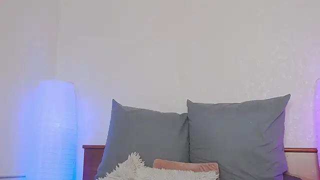 SofiJames online show from March 2025 05:57:02 AM