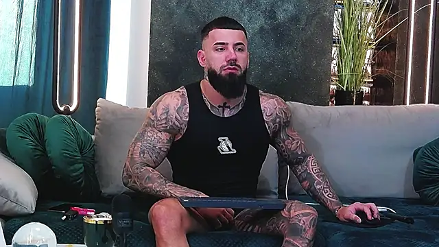 masterkingofmusclee online show from January 2025 06:33:01 AM