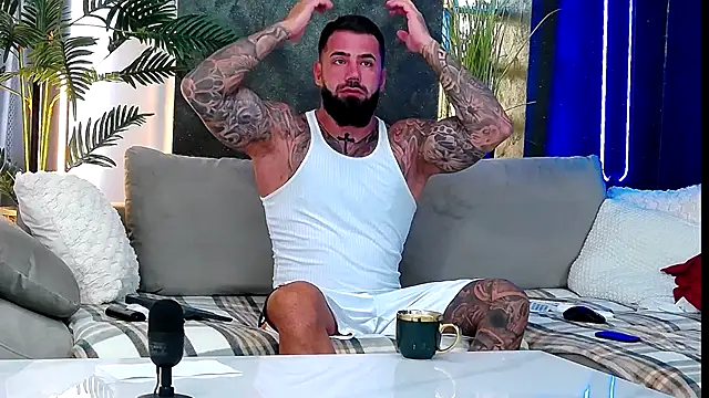 masterkingofmusclee online show from October 2025 06:41:02 AM