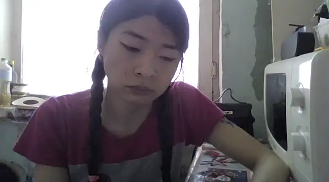 CarlyJoy online show from February 2025 11:02:02 AM