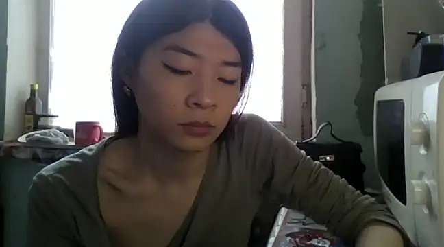 CarlyJoy online show from March 2025 09:31:02 AM