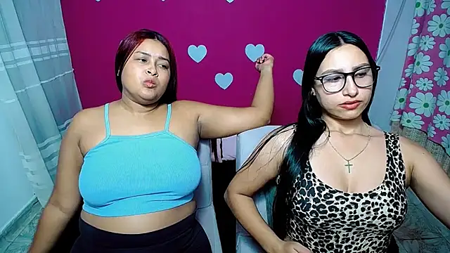 Snapshot of violeta_rous chatting on May 2026 05:01:02 AM violeta rous online show from May 2026 05:01:02 AM
