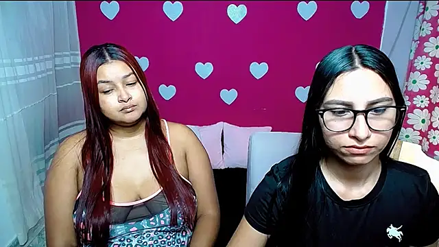 Snapshot of violeta_rous chatting on May 2026 01:17:01 PM violeta rous online show from May 2026 01:17:01 PM