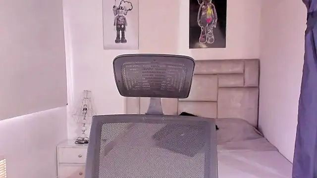 Snapshot of paul_rogerr chatting on March 2026 10:24:02 PM paul rogerr online show from March 2026 10:24:02 PM