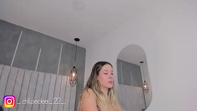 chloe d online show from January 2025 10:39:02 AM