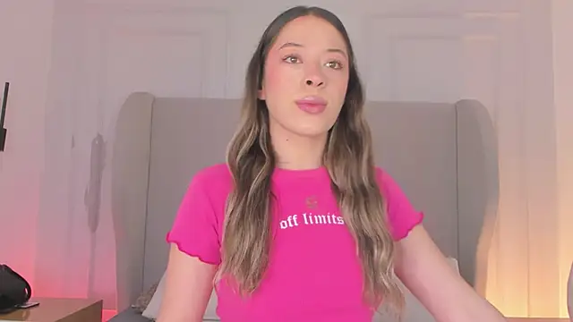 chloe d online show from December 2025 01:19:01 PM