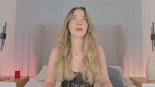 chloe d online show from May 2026 01:20:02 PM