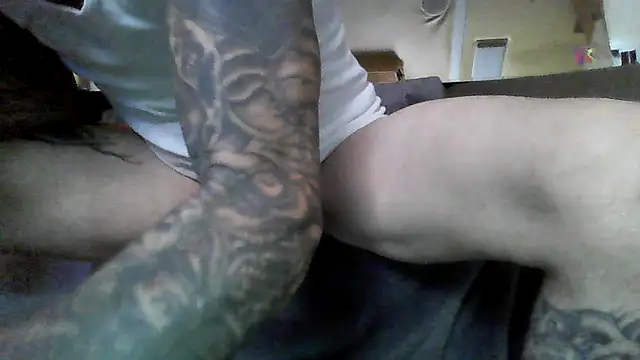 deepstroker42071 online show from April 2026 03:31:02 PM