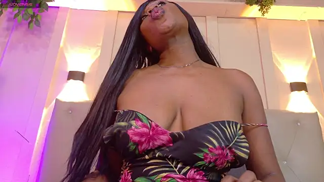 sofiaa ebony online show from October 2025 07:23:02 PM