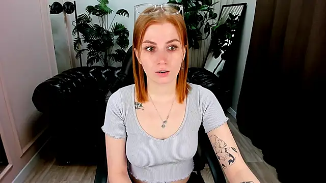 Mira  Blush online show from March 2025 06:33:01 PM