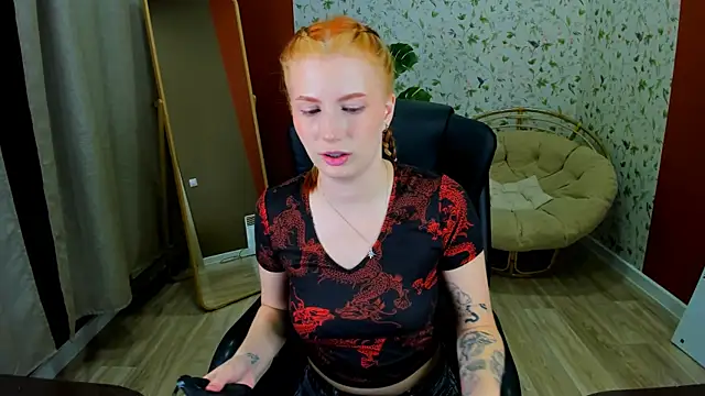 Mira  Blush online show from November 2025 09:13:01 PM