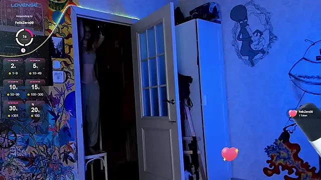 Snapshot of Sunny_Mouse_ chatting on January 2025 02:41:01 PM Sunny Mouse online show from January 2025 02:41:01 PM