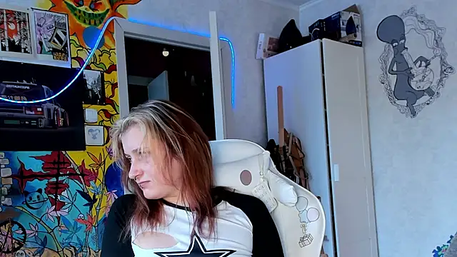 Snapshot of Sunny_Mouse_ chatting on March 2025 12:51:01 PM Sunny Mouse online show from March 2025 12:51:01 PM