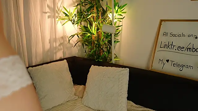 Snapshot of mbcaanna chatting on January 2025 11:13:02 PM mbcaanna online show from January 2025 11:13:02 PM