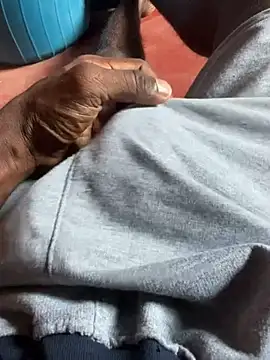 Yurt000 online show from March 2025 05:17:02 AM