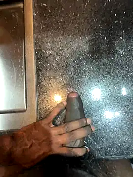 Yurt000 online show from November 2025 08:09:01 PM