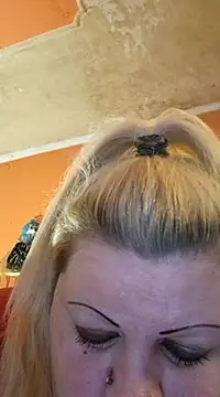 Snapshot of ducicsajsziii chatting on December 2024 04:06:01 PM ducicsajsziii online show from December 2024 04:06:01 PM