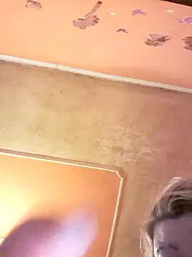 Snapshot of ducicsajsziii chatting on October 2025 08:41:01 PM ducicsajsziii online show from October 2025 08:41:01 PM