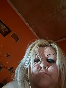 ducicsajsziii online show from November 2025 02:06:02 PM